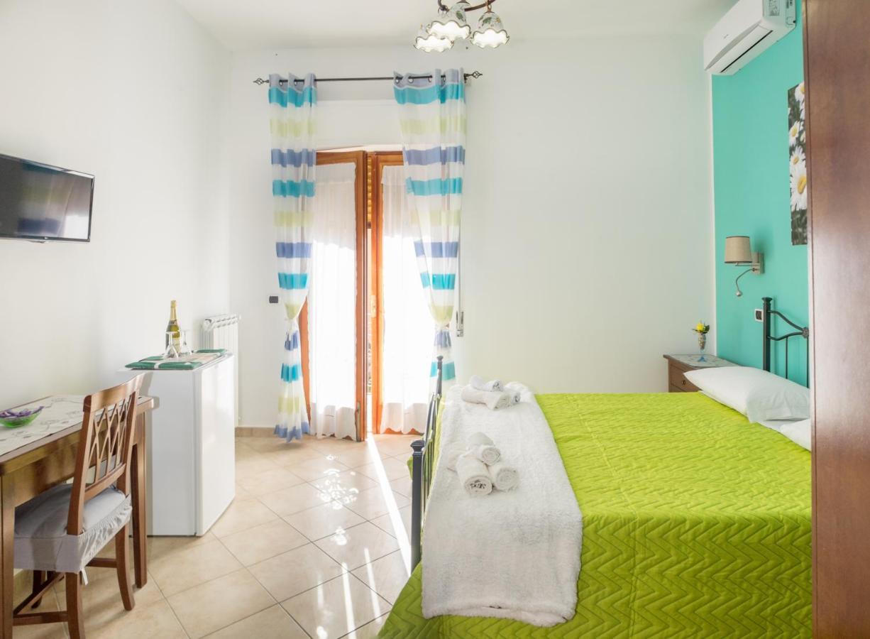 Vivere A Colori Vico Equense Zewnętrze zdjęcie